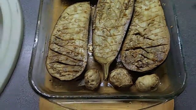 Котлетки, перцы, баклажаны... смотреть онлайн