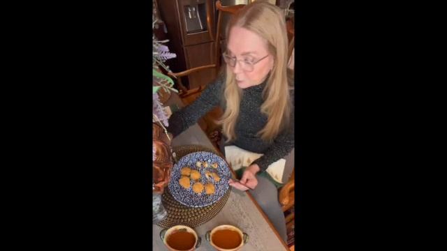 Apollo Pepper Taste Test смотреть онлайн