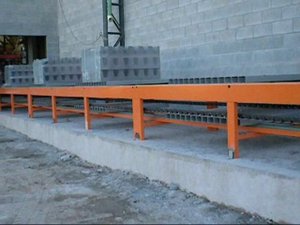 Упаковка газоблоков стретч пленкой мащина ОМС AV620