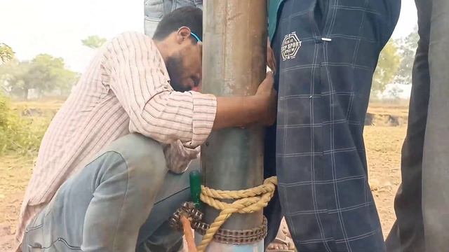 BoreWell Casing Pipe Cracked New Casing Pipe In Borwell by Chandra Borwell Intelligence Group|| смотреть онлайн