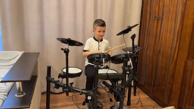 Добрий ранок, Україно. Данілевський Владислав, 7 років. ДМШ #22 м. Київ смотреть онлайн