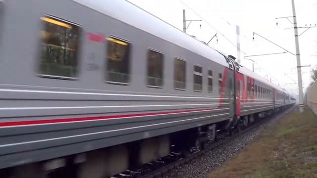 В дождь! ЭП20 004 с поездом №46 "Москва – Воронеж":) смотреть онлайн