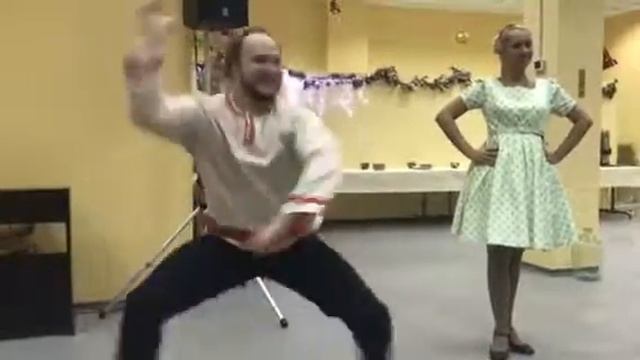 Танец Кати и Сергея смотреть онлайн