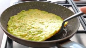 Самый ВКУСНЫЙ рецепт из кабачков на завтрак! Кабачковая пицца на сковороде! Просто, вкусно и быстро!