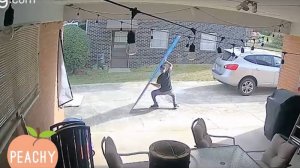 Самые сумасшедшие кадры с камер видеонаблюдения! Пойманные на камеру забавные моменты