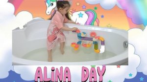 Купаемся в ванной💧играем веселые горки✨️с уточками🐤Развиваем моторику и логику😍Видео для детей.