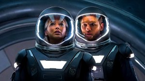 Выход в космос 👨🚀👩🚀. (Пассажиры-2016)