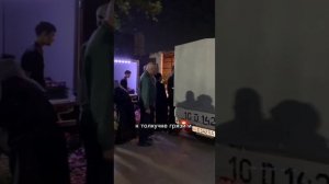 Что происходит на секретном ночном базаре цветов в Ташкенте.