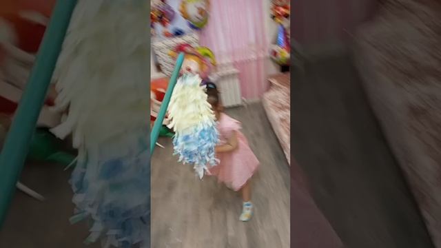 бомбим пинняту,, клоун,,
