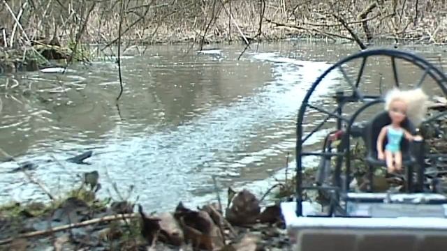 Mini Alligator Tours brushless смотреть онлайн