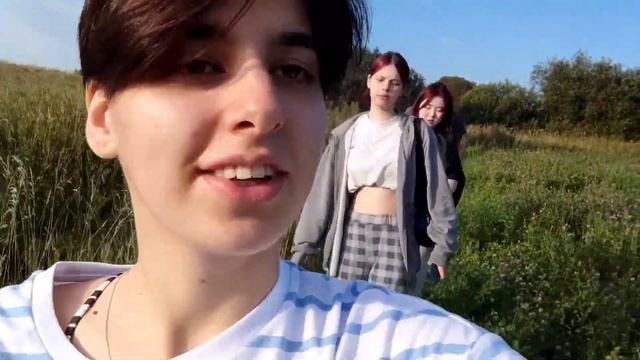 трое на даче, не считая собаки (меня) смотреть онлайн