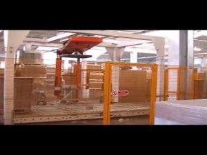 Использование пресса на обмотчике стретч пленкой компания OMS AV710