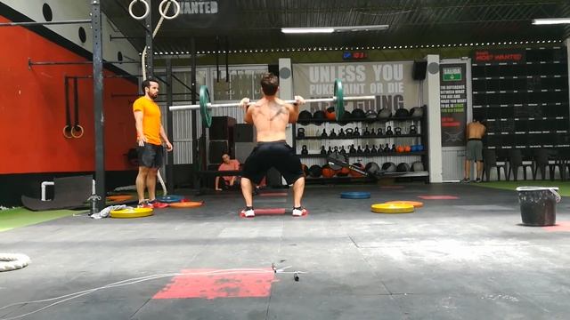 Crossfit at Bogota Cossfit Open 17.5 DONE @2,640 metres above sea level!!! In Bogota, Colombia. смотреть онлайн