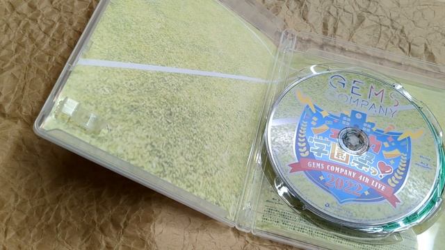 [Unboxing] GEMS COMPANY 4th Live "GEMCOM Gakuensai! 2022" [Blu-ray+CD] смотреть онлайн
