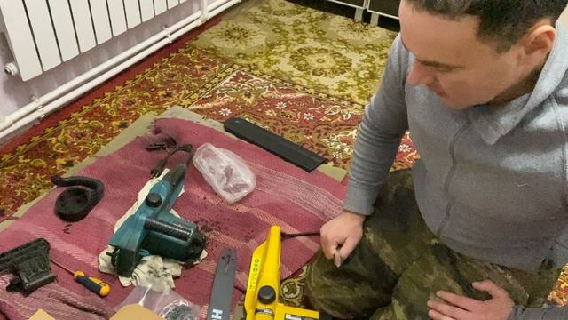 Распаковка цепной электро пилы до 4300 рублей Huter els-2000P лучшая электрическая до 5000