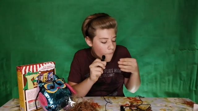 ASMR видео с хлопьями на завтрак! смотреть онлайн