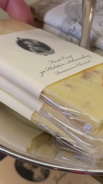 КОРОЛЕВСКИЙ ШОКОЛАД #замок #европа #туризм #шоколад #золото #ренесанс смотреть онлайн