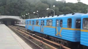 Состав из вагонов типа Еж/Е на станции "Днепр"