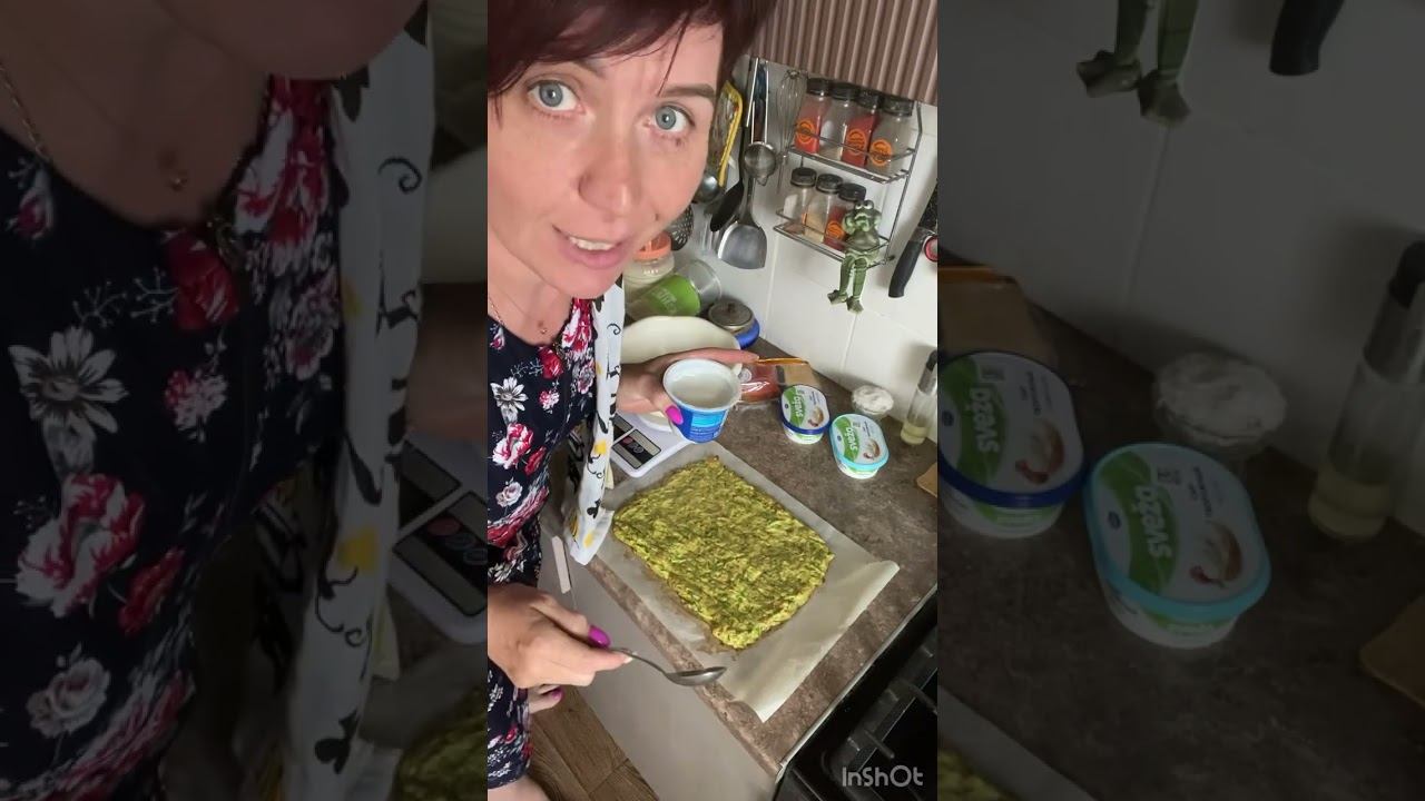 Рулет кабачковый с форелью