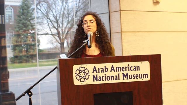 Dearborn Open Mic - Rowaida Omar Speaks About Her Art - 4-17-19 смотреть онлайн