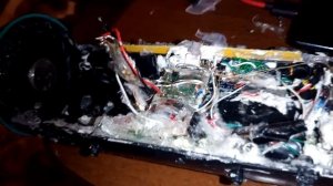 Маленькое видео о том как я пытаюсь переделать корпус JBL charge 3 fk)))