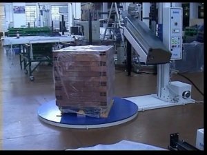 Полуавтоматическая термоусадочная машина модель OMS FT20