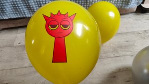 играем в воздушные шарики для детей со спрунки