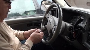 Yukon Denali How to Program keyless FOB remote GM-Chevrolet 98-2006 Remote Initialization Procedure