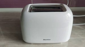 Тест №4 Тостера Blackton Bt T1110 White