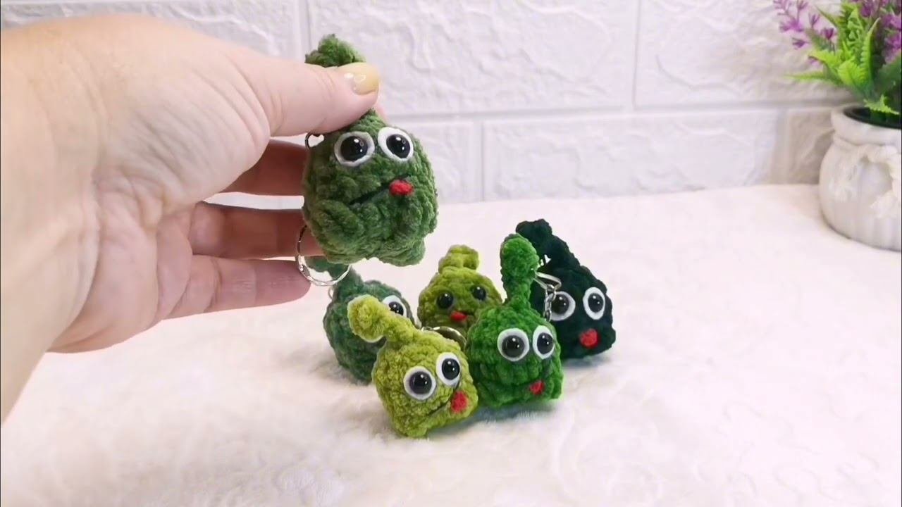 Мои вязалочки №34. Продолжаю вязать новые брелоки. #вязаниеназаказ #crochet #крючком #игрушки