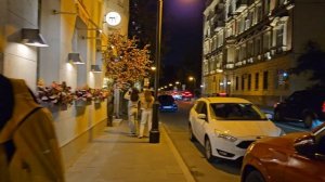 ✨🌃 Патрики ночью — атмосфера гламура, сияние красоты и жизнь на улицах Москвы! 🚶♂️💖✨