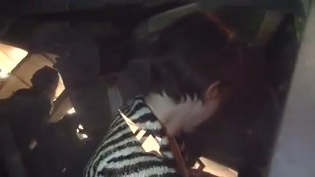 Emma Watson leaving a movie theater in Los Angeles, kind of harassed by paparazzi смотреть онлайн