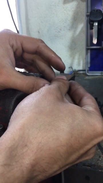 Como fazer chave pelo cilindro quando perde todas as chaves #shorts #short смотреть онлайн