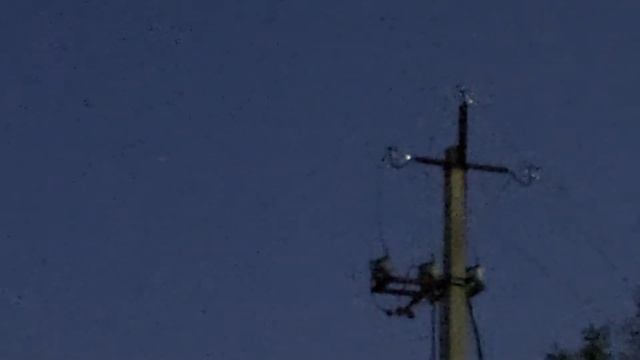 Что-то неопознанное летит... смотреть онлайн