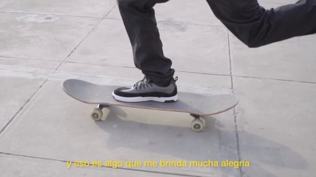 Angelo Caro y Daniel Suarez presentan la nueva Legacy de DC Shoes смотреть онлайн