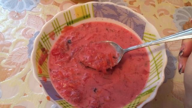 ASMR eating chewing whisper - Borsch / АСМР жевание чавканье шепот - Борщ