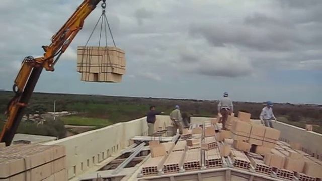 Creating a Stone Vaulted ceiling in Puglia смотреть онлайн