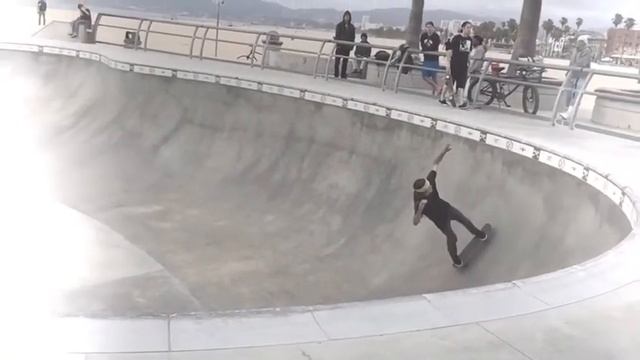 Soul Skating in Venice, CA (WSB Spacoli)