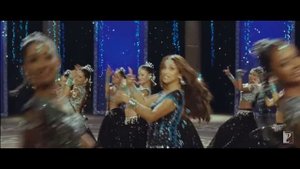 Aaja Nachle Title Song _ Madhuri Dixit _ Sunidhi Chauhan _ Salim–Sulaiman, Piyush Mishra _ Full