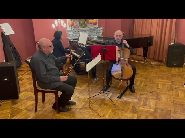 Ф. Бридж. Русский вальс. Frank Bridge .Valse russe смотреть онлайн