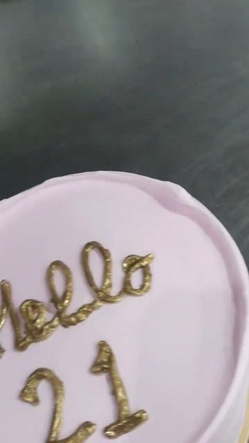 Perfectly designed pink mini cake l Tower Cake l 21st Birthday cake смотреть онлайн