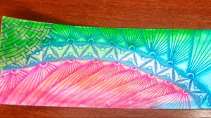 Рисую закладку в технике зентангл