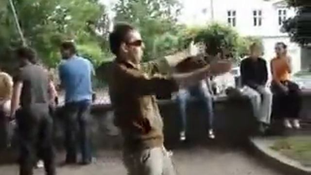 FM / Dan elektronike 08 / Križanke / 17.5.08 / by ffffreak смотреть онлайн