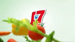 Юлия Топольницкая в рекламе сока J7