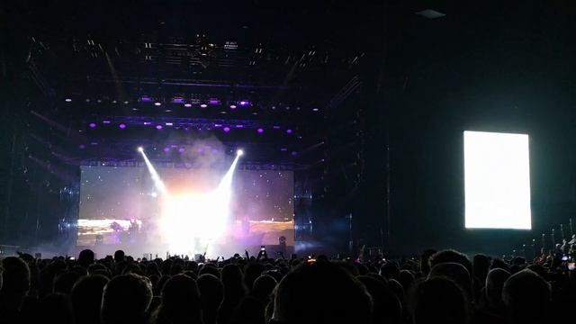 Nightwish at the Prague O2 Arena 21/12/22. @FloorJansenOfficial has such a beautiful voice😍 смотреть онлайн