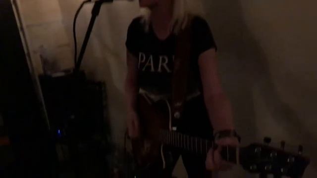 Marina Rocks смотреть онлайн