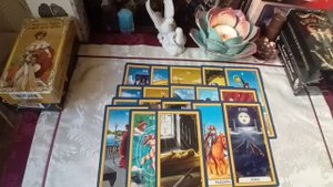 На Дороге⁉️На Пороге⁉️В Дверь Стучит⁉️В Дверь Гремит⁉️