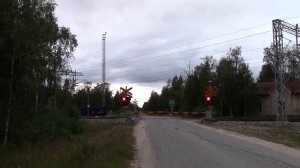 VR T 5020 passed MURTOMÄKI (km 0613+0398) level crossing @ Kajaani, Finland