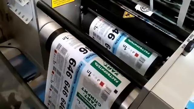 Изготовление этикеток стойких к растворителям