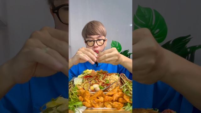 🌶️🥬Papaya salad with crab and fermented fish Great recipe for fried chicken wings смотреть онлайн